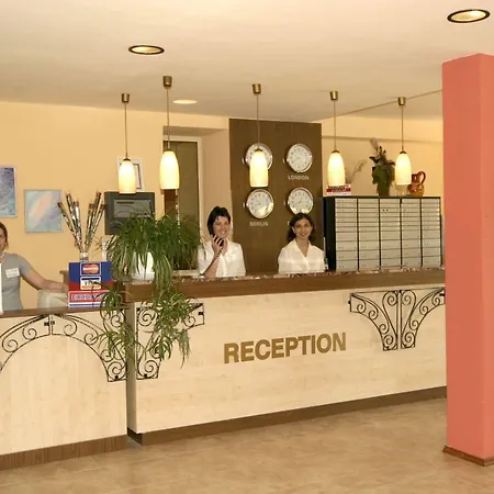 Tintyava Park (adults Only) 酒店 3*