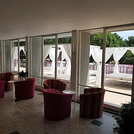 Tintyava Park (adults Only) Golden Sands