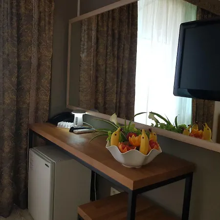 Tintyava Park (adults Only) Golden Sands